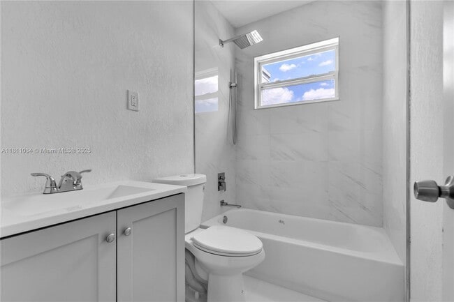 Building Photo - 8330 NW 35th Pl