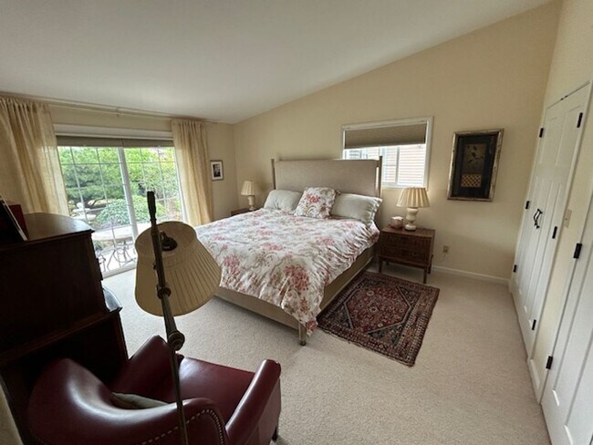 Building Photo - Furnished, Short-Term Camano Island Home w...