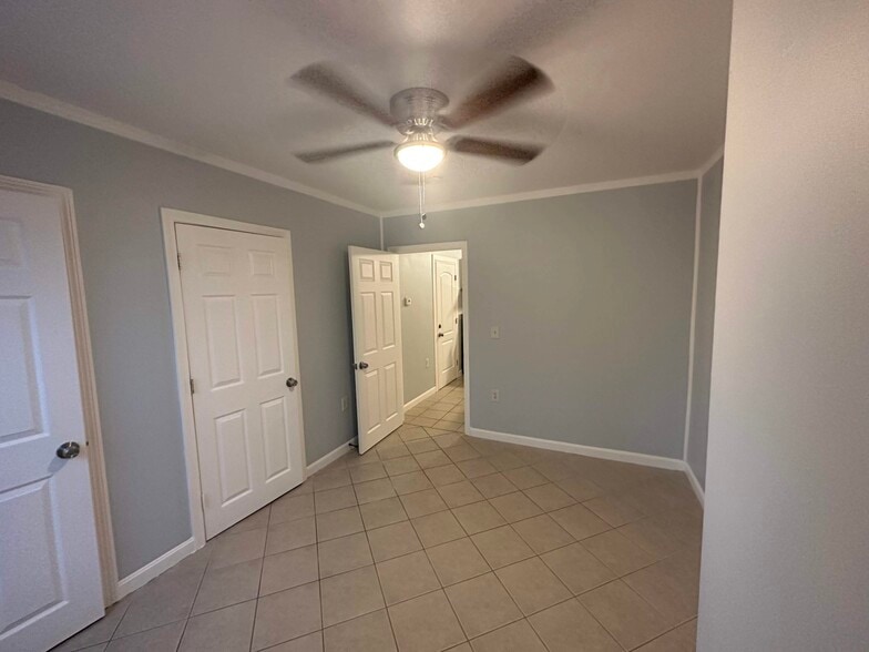 Building Photo - 50 West Ave