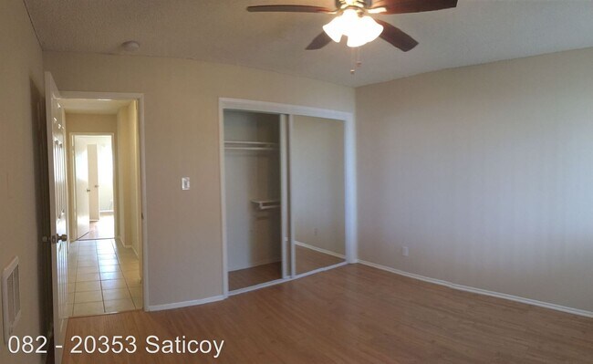 Building Photo - 20353 Saticoy St