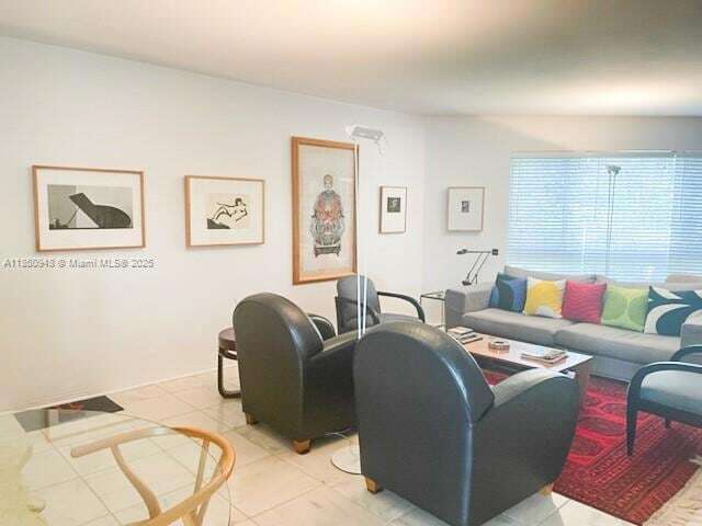 Building Photo - 2845 Granada Blvd