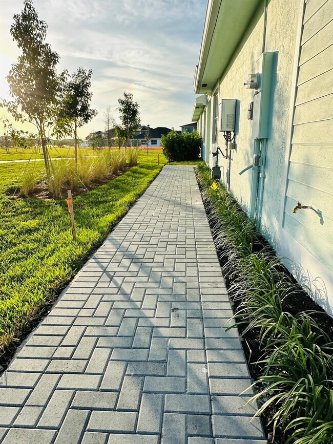 Building Photo - 1377 Haywagon Tr.