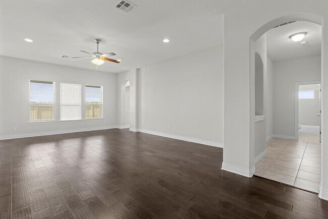 Building Photo - 3841 Gildas Path