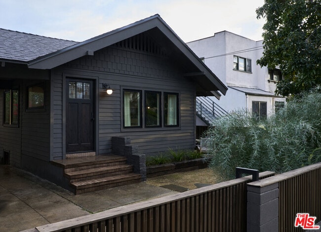 Building Photo - 5918 Monte Vista St