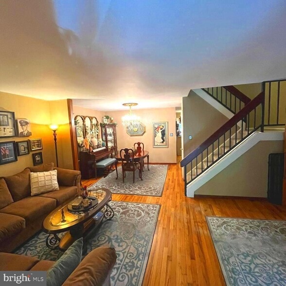 Building Photo - 171 Madison Ct