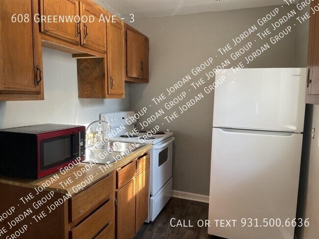 Building Photo - 608 Greenwood Ave