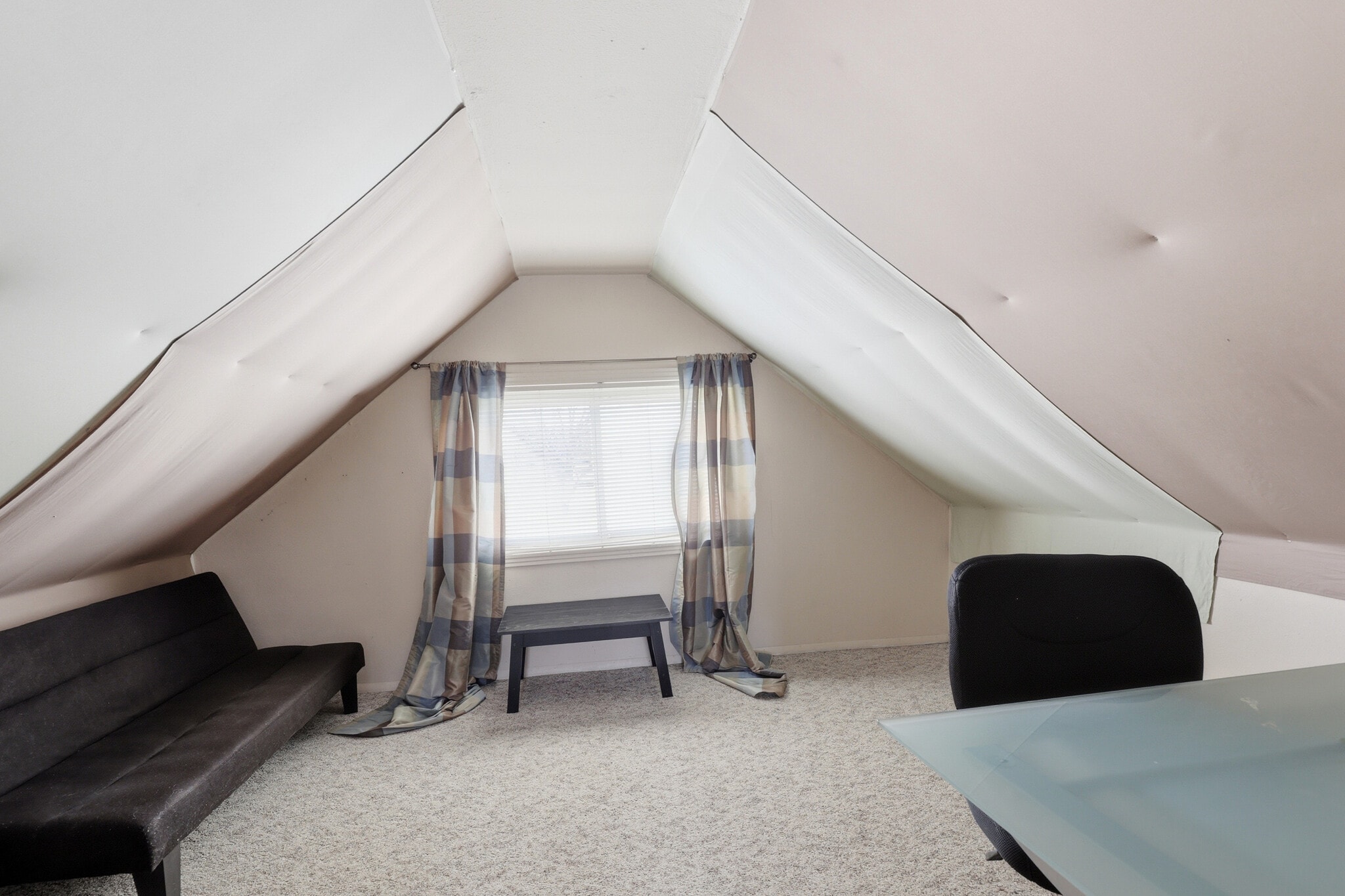 Building Photo - 727 Fairview St