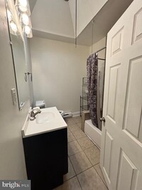 Building Photo - 6065 Chester Ave