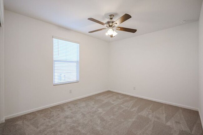 Building Photo - Brand New 5 Bedroom 2.5 Bath Home!