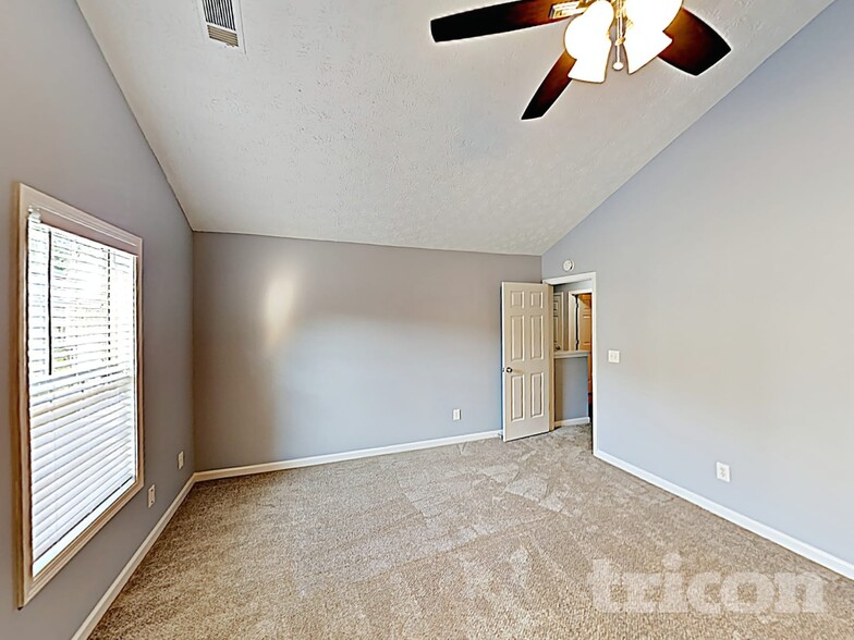 Building Photo - 2395 Sailor Ln