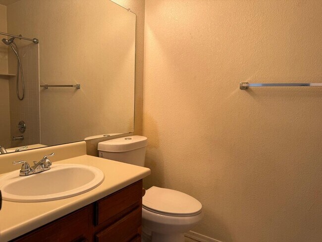 Building Photo - 5704 E Aire Libre Ave