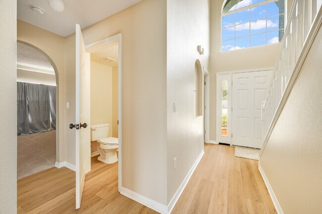 Building Photo - Brookshire at Heritage Oaks, Two-Story Pool Home with pond view!