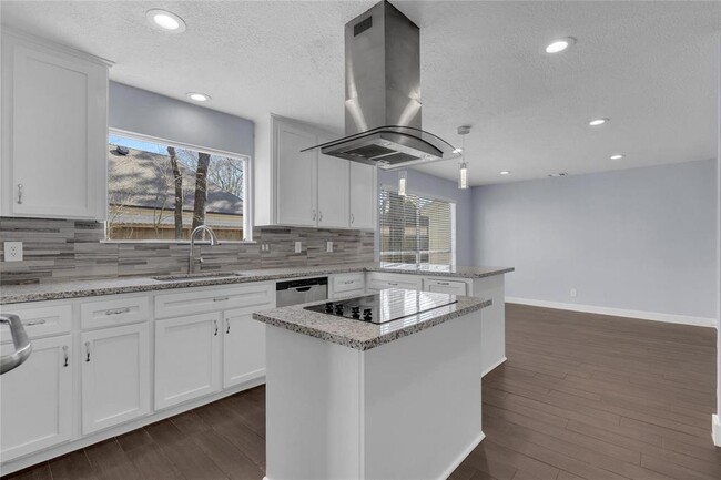 Building Photo - 19002 Walden Forest Dr