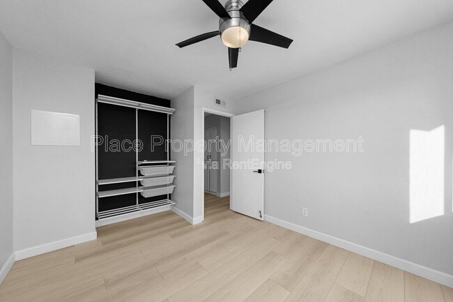 Building Photo - 6863 Caminito Mundo