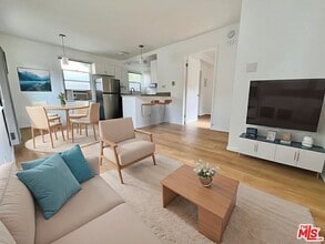 Building Photo - 2513 Euclid St