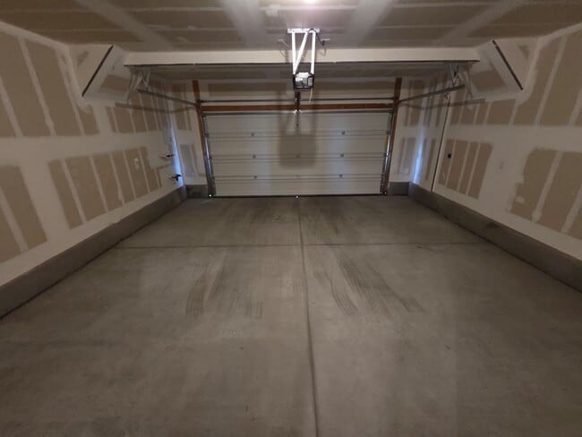 Building Photo - ***MOVE IN SPECIAL*** Brand-New Construction 3 Bed / 2.5 Bath Home w/ Garage & Alarm System