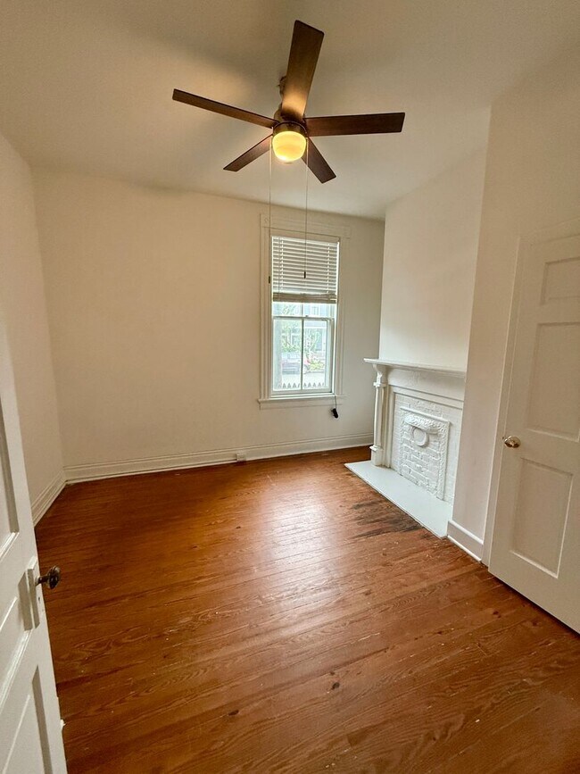 Building Photo - 603 N 26th St