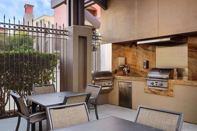 Building Photo - 1260 Cleveland Ave