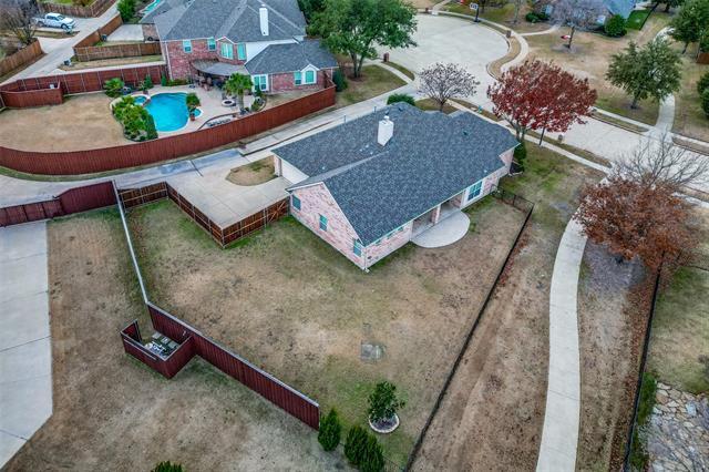 Building Photo - 8 Bear Run Cir