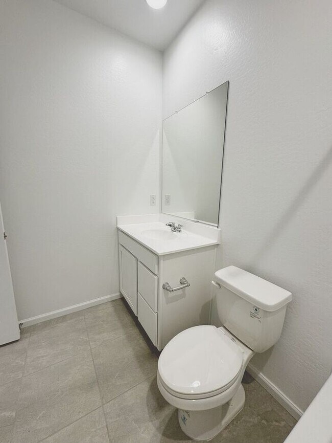 Building Photo - New 3 Bedroom 2 Bath Home at Western Gardens!