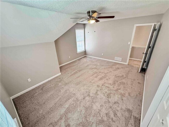 Building Photo - 6403 Ivey Terrace Dr SE