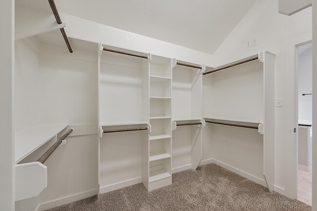 Building Photo - 3401 Alsace Ct