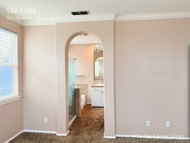 Building Photo - 9452 Pinot Blanc Ct