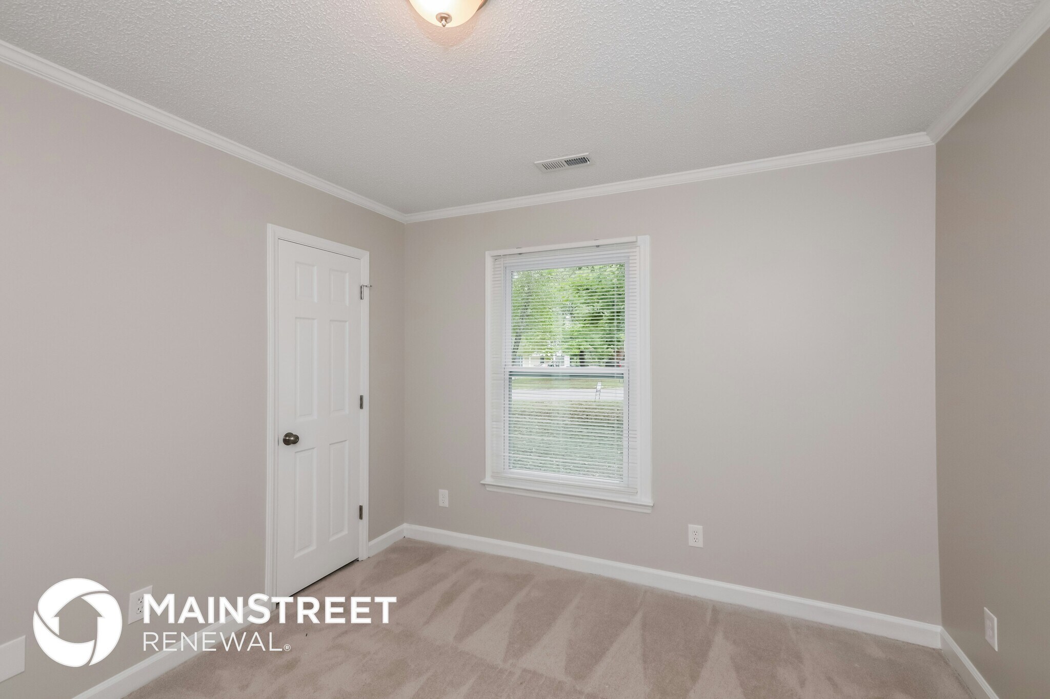 Building Photo - 5312 River Falls Dr