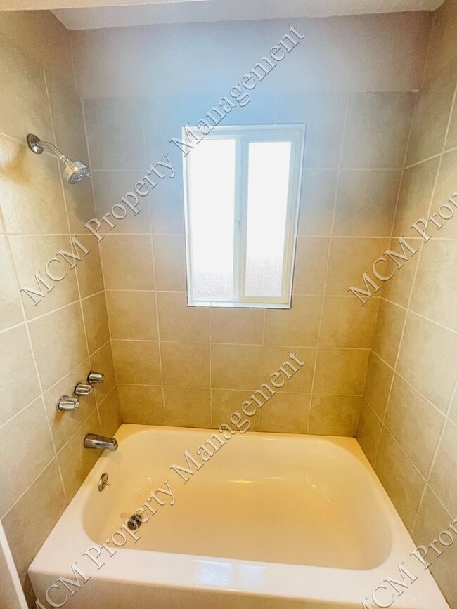 Building Photo - 489-6621 Whitsett Ave