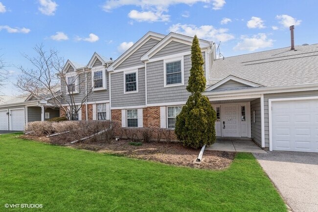 Primary Photo - 607 Stone Cir Ct