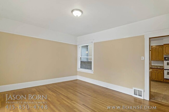 Building Photo - 1720 Lombard St