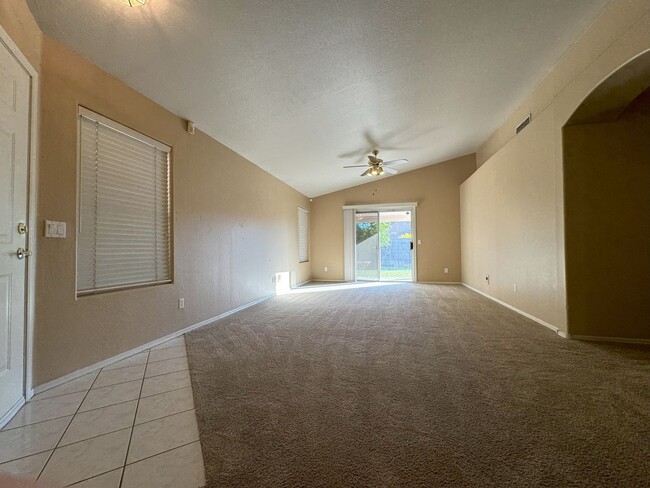 Building Photo - ***MOVE IN SPECIAL**SPRINGS IN CHANDLER 3 ...