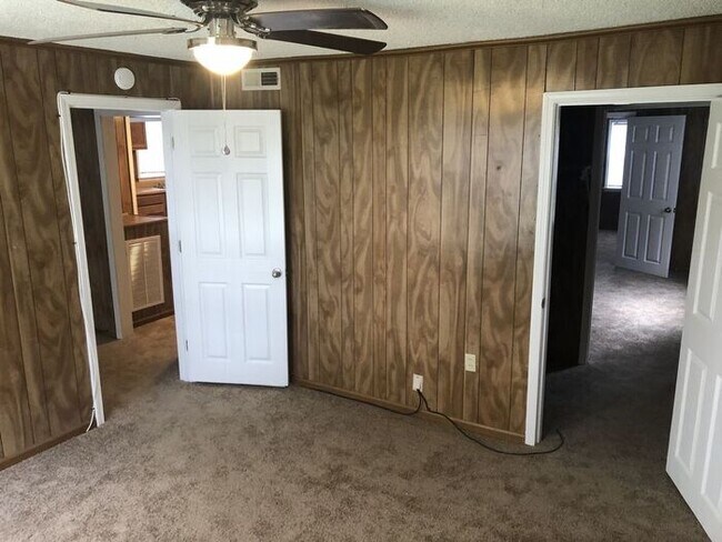 Building Photo - 3406-A Hydes Ferry Rd. - Nashville,TN