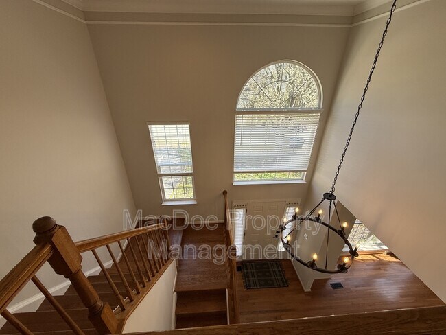 Building Photo - 14 Heatherbrook Ln