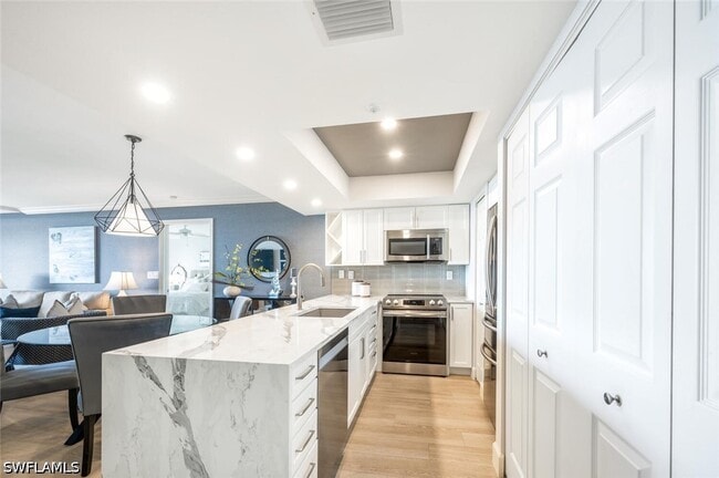 Building Photo - 6849 Grenadier Blvd