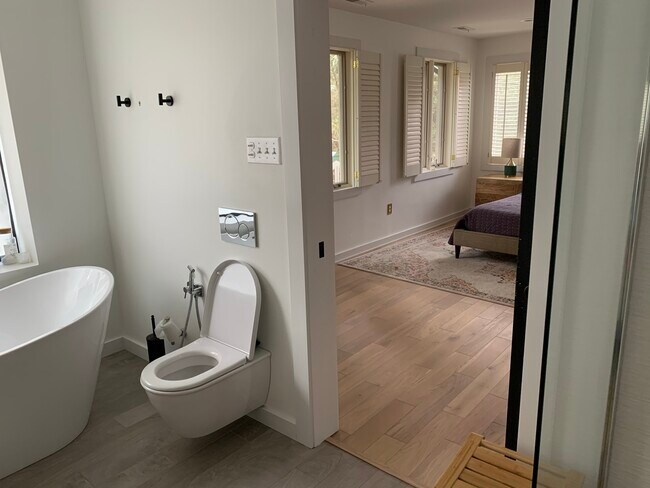 Building Photo - 4214 50th St NW