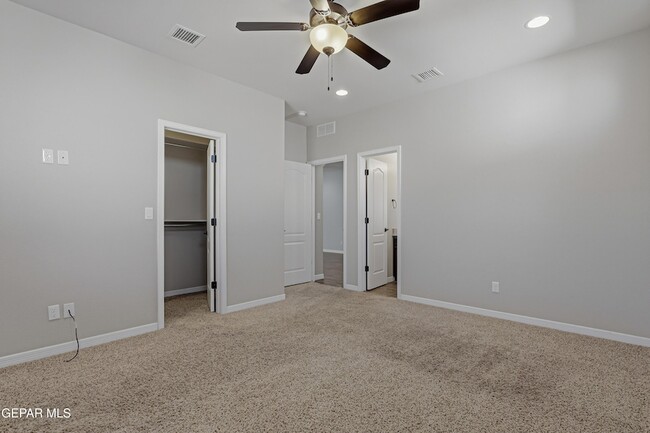 Building Photo - 2508 Eastern Sky St