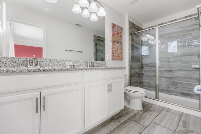 Building Photo - 4718 Kings Castle Cir