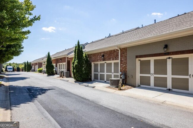 Building Photo - 10686 Austen Bend