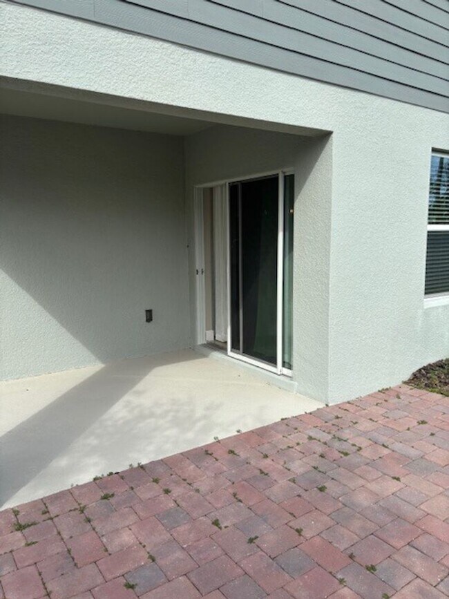 Building Photo - FOR RENT – Luxury Model Home in Elegant Manor Estates! Rent Reduced $100 with Annual Lease in Oct...