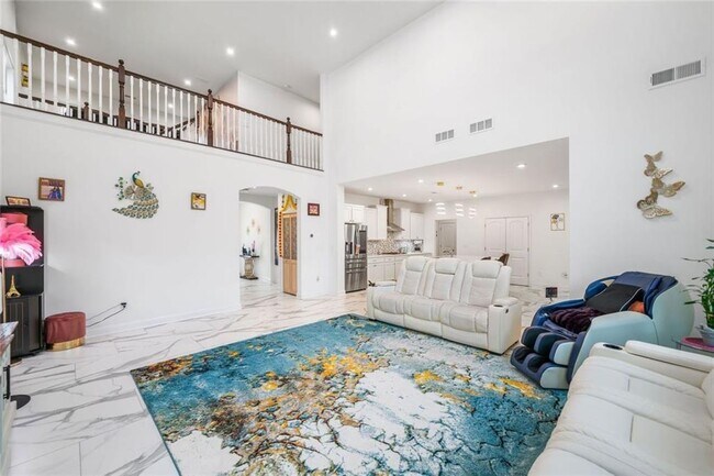 Building Photo - 2121 Harmony Dr