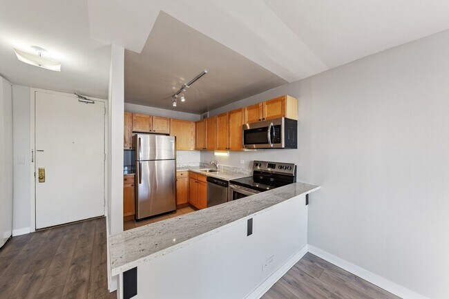 Building Photo - 655 W Irving Park Rd