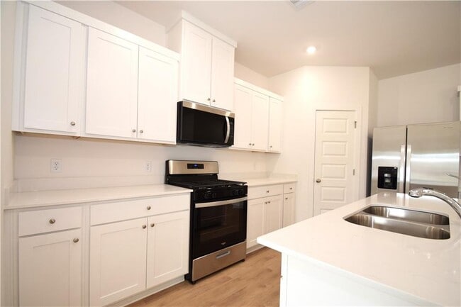 Building Photo - 373 Florida Ave