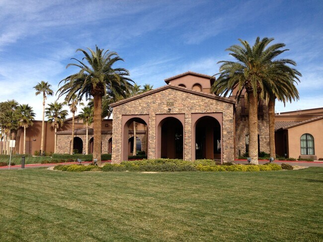 Building Photo - Tuscany Ranch Living