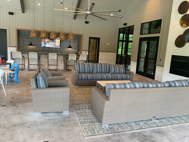 Building Photo - 75451 Sunberry Dr