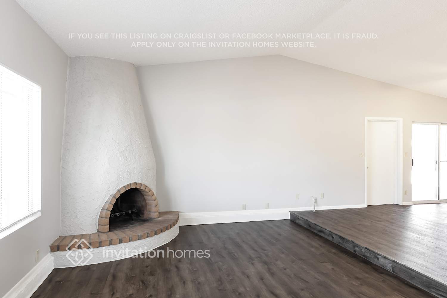 Building Photo - 14426 North 42nd Pl