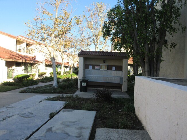 Building Photo - Duggan Property Management, Inc presents this 3BR +2.5 bath in Encino Village Townhomes