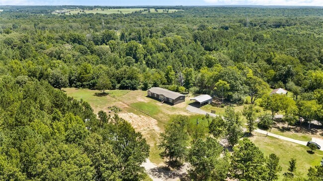 Building Photo - 645 Co Rd 4926