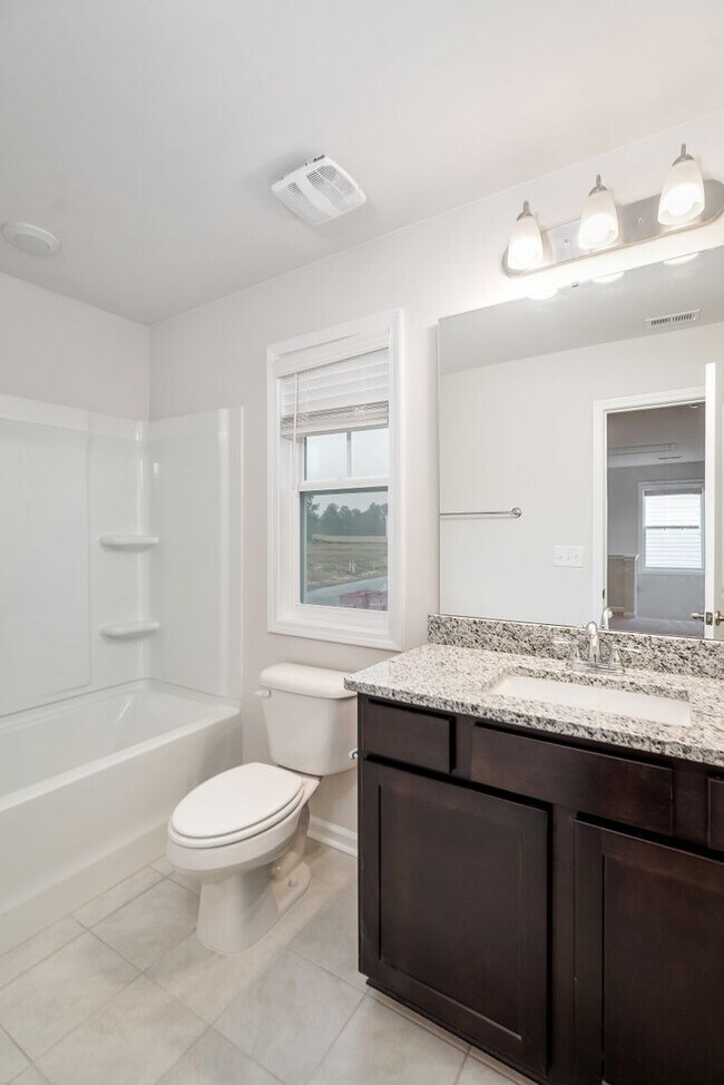 Building Photo - 618 Count Fleet Ct