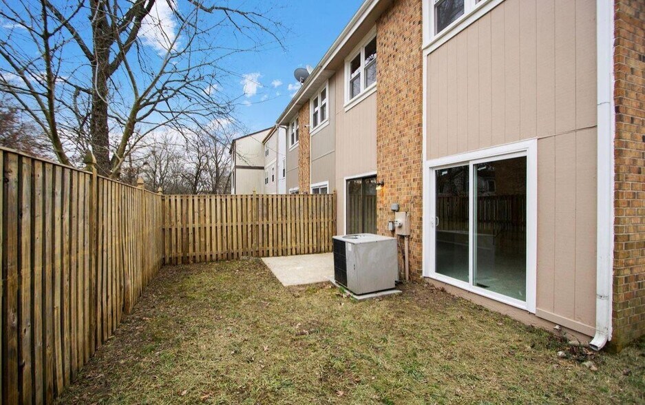 Building Photo - 6206 Dimrill Ct